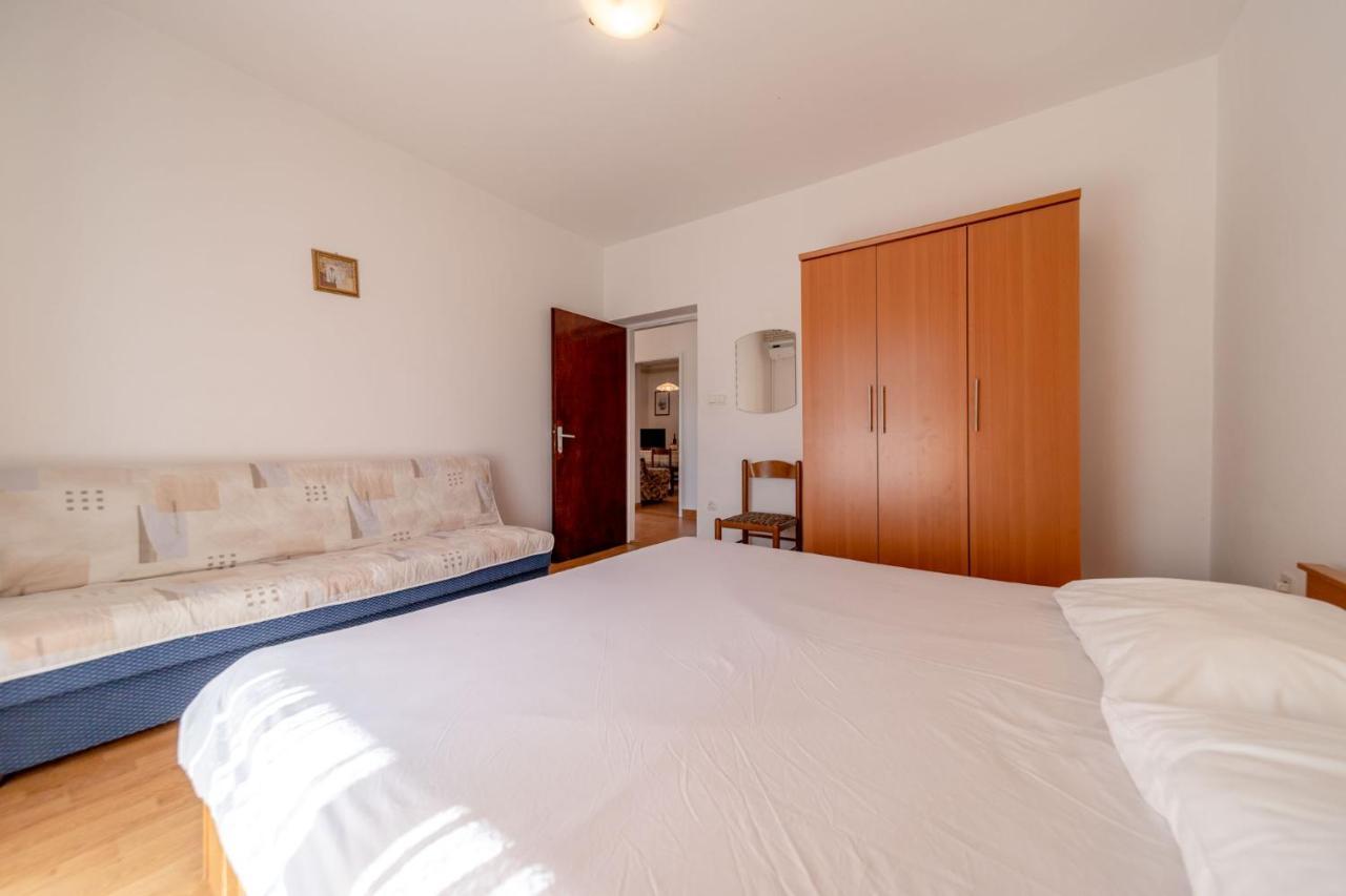 Apartmani Bozica Barbat na Rabu Eksteriør billede