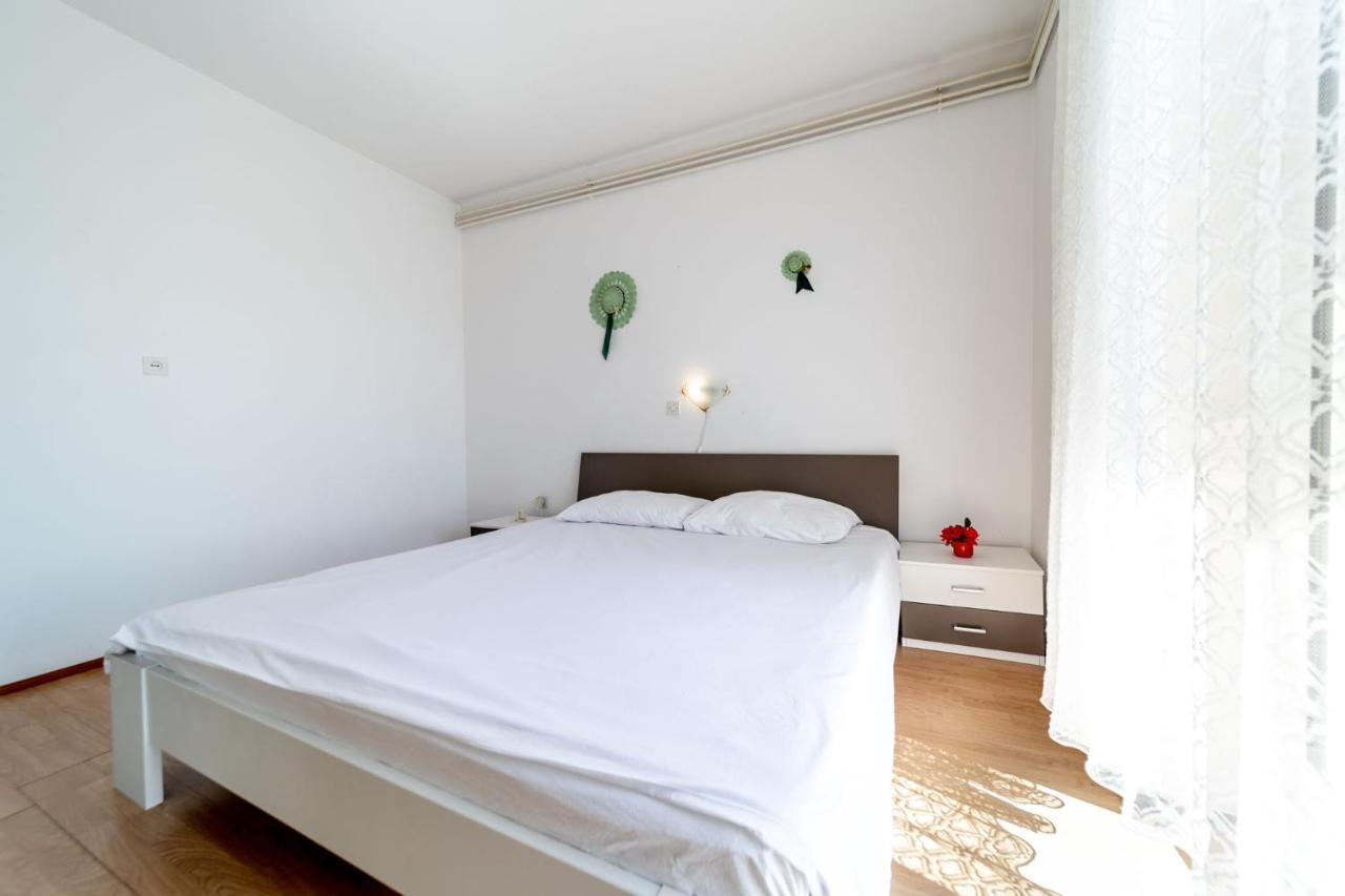 Apartmani Bozica Barbat na Rabu Eksteriør billede